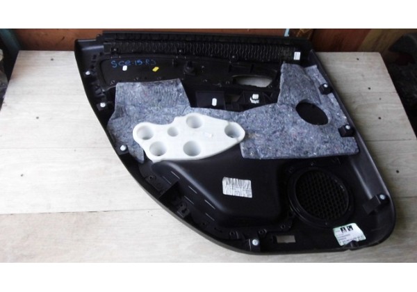обшивка дверки правої задньої Renault Grand Scenic III, 829A00232R